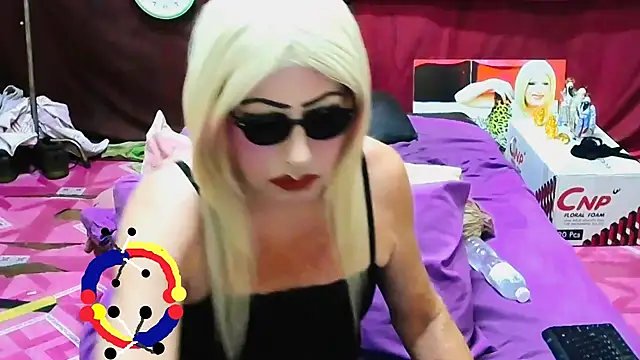 horni4luv online show from June 7, 2026, 8:23 pm