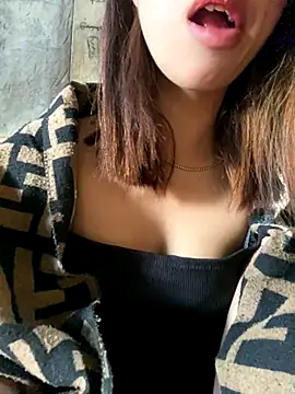 2k7-sex online show from December 2, 2025, 3:45 am