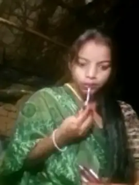 Snapshot of Poonam_cute chatting on October 22, 2025, 6:18 pm Poonam cute online show from October 22, 2025, 6:18 pm