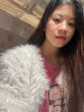 ninixinh online show from November 1, 2025, 2:57 am