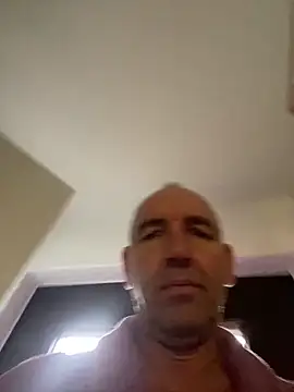 Lutzi1970 online show from November 6, 2025, 8:26 am