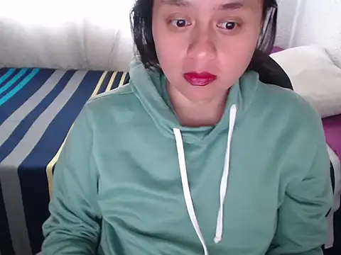 Snapshot of Negritatata chatting on November 4, 2025, 11:20 am Negritatata online show from November 4, 2025, 11:20 am