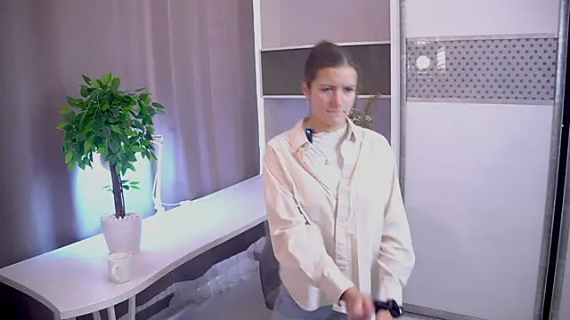 Snapshot of KeshaRachi chatting on October 25, 2025, 3:14 am KeshaRachi online show from October 25, 2025, 3:14 am