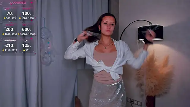 Snapshot of KeshaRachi chatting on November 12, 2025, 1:06 am KeshaRachi online show from November 12, 2025, 1:06 am