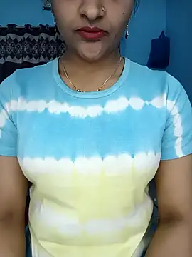 Snapshot of CoupleShow_432 chatting on February 2, 2026, 11:42 am CoupleShow 432 online show from February 2, 2026, 11:42 am