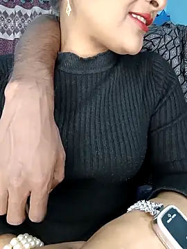 Snapshot of CoupleShow_432 chatting on February 5, 2026, 3:16 pm CoupleShow 432 online show from February 5, 2026, 3:16 pm