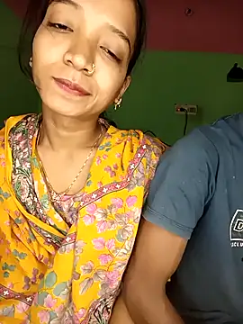 Snapshot of CoupleShow_432 chatting on February 19, 2026, 1:07 pm CoupleShow 432 online show from February 19, 2026, 1:07 pm