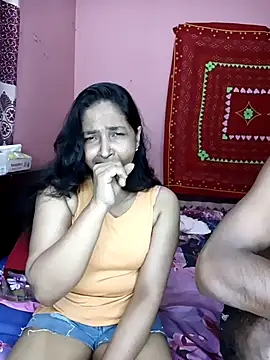 CoupleShow 432 online show from May 10, 2026, 10:04 pm