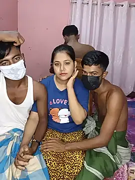 CoupleShow 432 online show from June 25, 2026, 7:51 pm