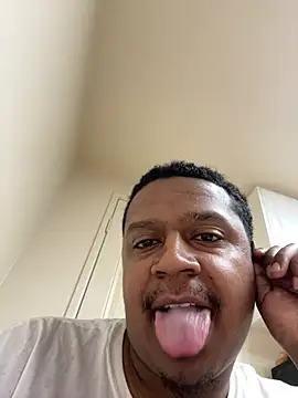Snapshot of maddfreak0 chatting on July 18, 2026, 5:50 pm maddfreak0 online show from July 18, 2026, 5:50 pm