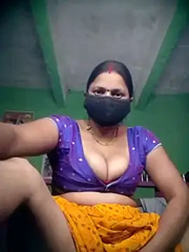 QRESABABY online show from November 10, 2025, 2:05 pm