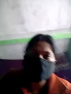 Snapshot of QRESABABY chatting on November 28, 2025, 6:32 pm QRESABABY online show from November 28, 2025, 6:32 pm