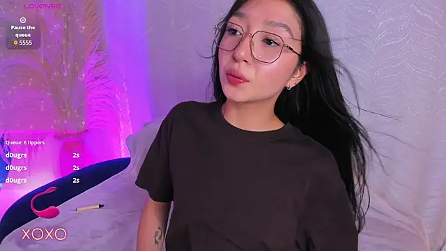 sydney miller  online show from July 22, 2026, 12:13 am