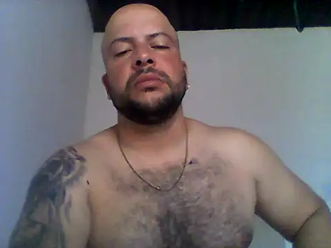 saitamahero1990 online show from July 27, 2026, 2:24 pm