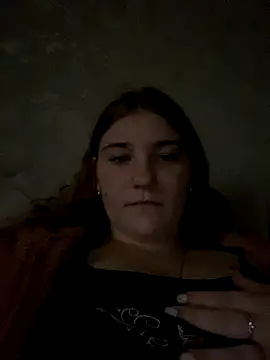 Emily Sweety   online show from November 10, 2025, 12:37 pm