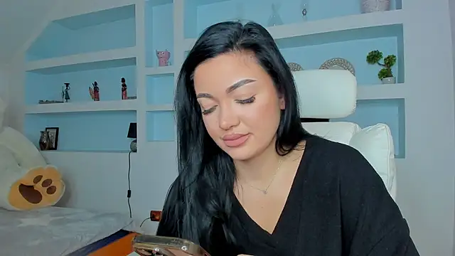 juliexxx online show from November 20, 2025, 8:08 pm