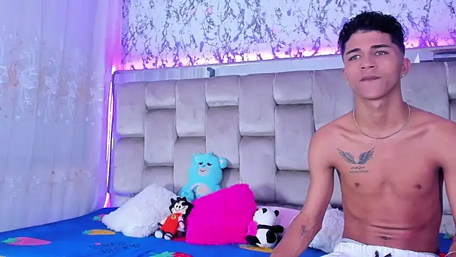 boyswantingplay online show from November 8, 2025, 2:01 am