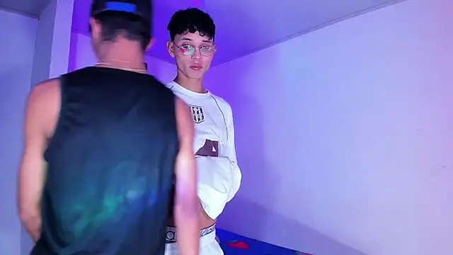 boyswantingplay online show from February 6, 2026, 7:34 am