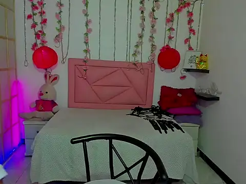 kataleya bella online show from October 24, 2025, 11:01 pm