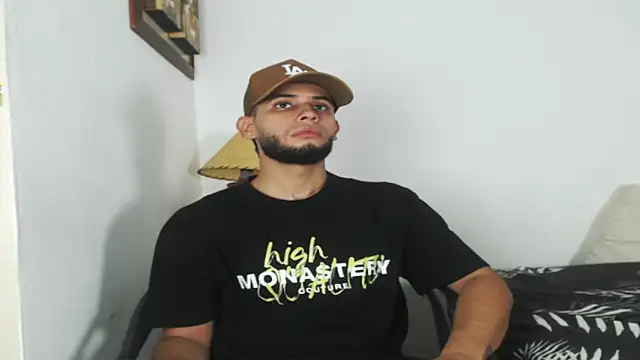 Snapshot of Maxcole_07 chatting on October 29, 2025, 9:05 pm Maxcole 07 online show from October 29, 2025, 9:05 pm