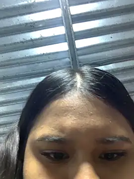 Roooou18 online show from November 2, 2025, 1:08 am