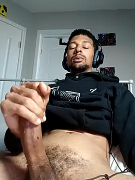 BigPrettyDick777 online show from February 5, 2026, 10:25 pm