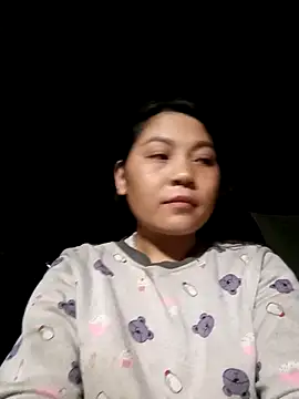 giahan-00 online show from November 17, 2025, 7:58 am