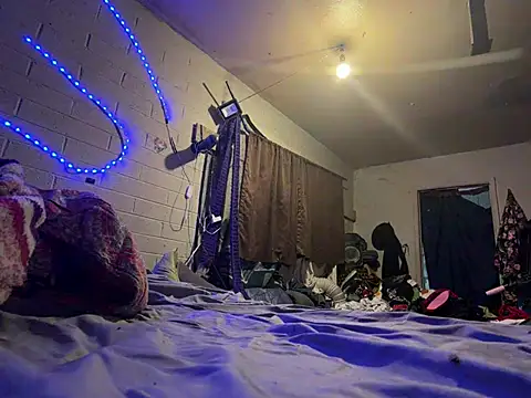 PiratingAqua online show from March 11, 2026, 2:39 am