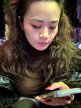 vivi-tara online show from November 19, 2025, 2:50 pm
