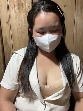 love pusy09 online show from April 11, 2026, 12:42 pm