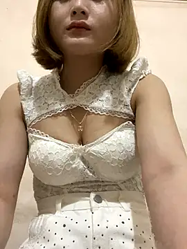 Emma sexy98 online show from October 31, 2025, 11:33 am