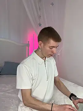 Snapshot of Cristian__Dior chatting on February 21, 2026, 10:16 am Cristian Dior online show from February 21, 2026, 10:16 am