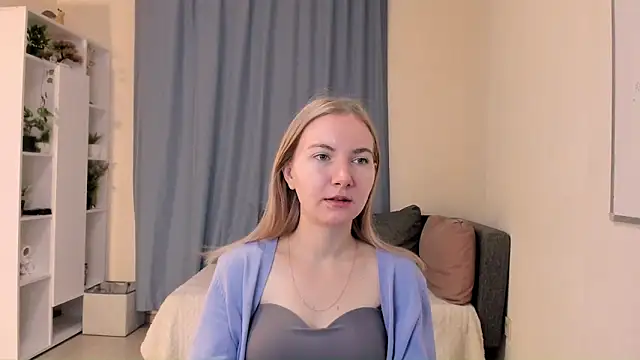 CathyHeximer online show from December 4, 2025, 7:28 am