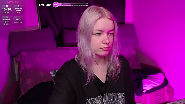 CherryNight6 online show from March 26, 2026, 1:33 am