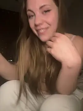 elliepixie online show from March 28, 2026, 2:55 am