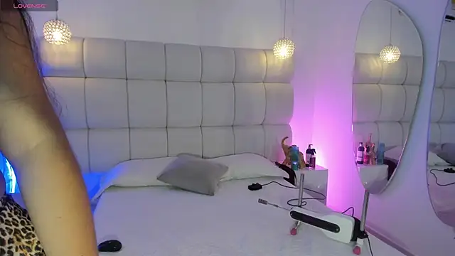 Videl Star online show from December 22, 2025, 7:33 pm