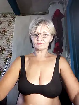 Snapshot of NikaGold454 chatting on October 30, 2025, 11:00 am NikaGold454 online show from October 30, 2025, 11:00 am