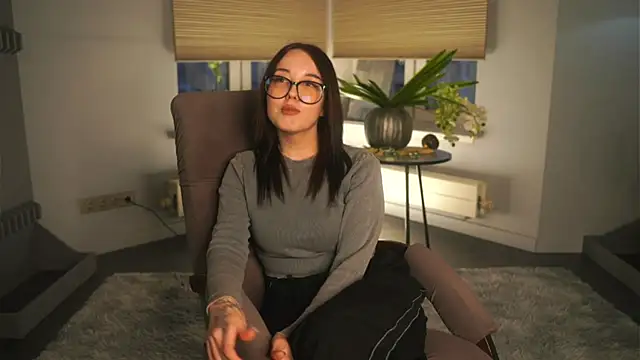 CharleenHosten online show from October 23, 2025, 12:48 pm