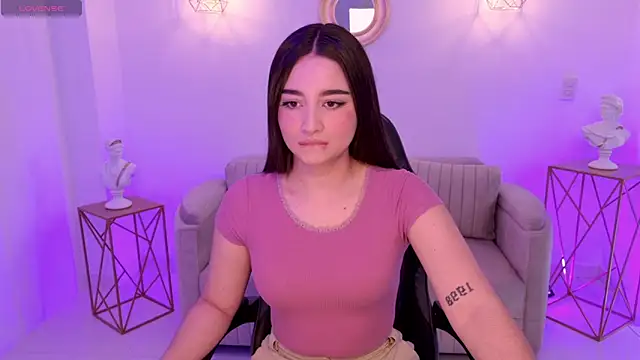 Ariana Monroe01 online show from October 24, 2025, 2:13 pm