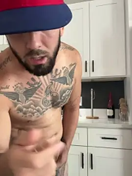 Jamall27 online show from April 18, 2026, 7:07 pm