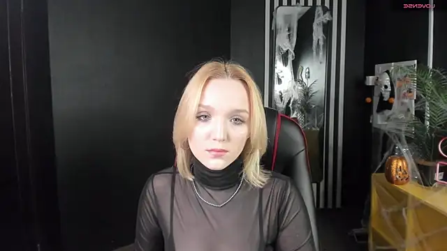 Snapshot of Rita_Sunny chatting on October 27, 2025, 10:30 am Rita Sunny online show from October 27, 2025, 10:30 am