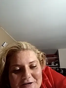 Snapshot of Justcurio777 chatting on October 23, 2025, 6:23 am Justcurio777 online show from October 23, 2025, 6:23 am