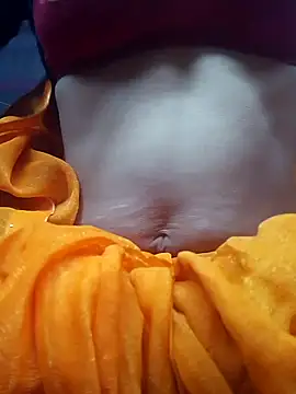 janvi sharma87 online show from December 18, 2025, 7:31 pm