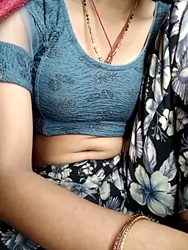 janvi sharma87 online show from December 19, 2025, 11:50 am