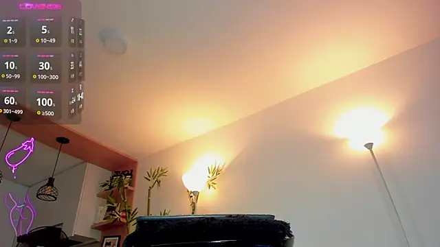 Snapshot of JessicaPratt chatting on September 10, 2025, 1:44 pm JessicaPratt online show from September 10, 2025, 1:44 pm