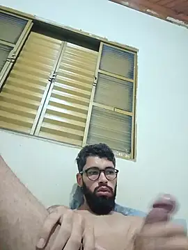 Snapshot of FerrariniHott chatting on December 1, 2025, 7:24 am FerrariniHott online show from December 1, 2025, 7:24 am