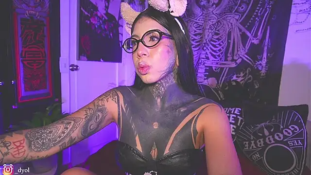 Dalia Vorhees online show from March 29, 2026, 1:16 am