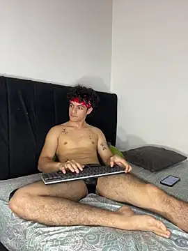 alissonmateus online show from January 7, 2026, 4:15 am