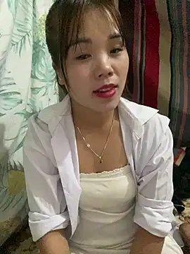 nachi-baby online show from November 13, 2025, 9:36 pm