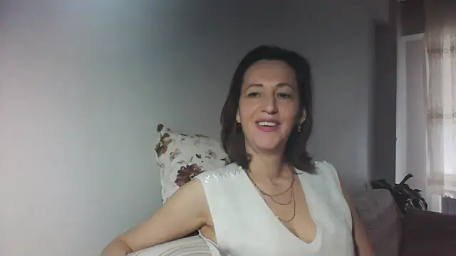 Snapshot of ArianaStarr chatting on February 11, 2026, 7:35 am ArianaStarr online show from February 11, 2026, 7:35 am